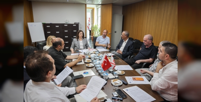 İncirli: “Sektörlerin önünü açacak politikaları hayata geçireceğiz”