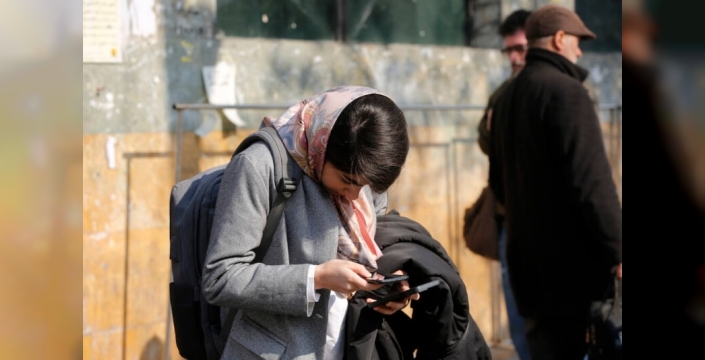 İran'a aylar sonra uluslararası internet erişimi