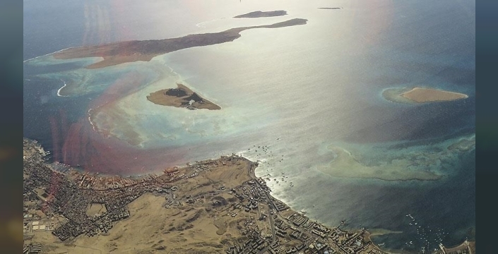 İran Hürmüz Boğazı'nı yeniden kapattı