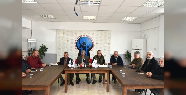 Kasaplar Birliği, etin kasaplara karkas olarak dağıtılmasını ve karkas et ithal edilmesine olanak sağlanmasını talep etti
