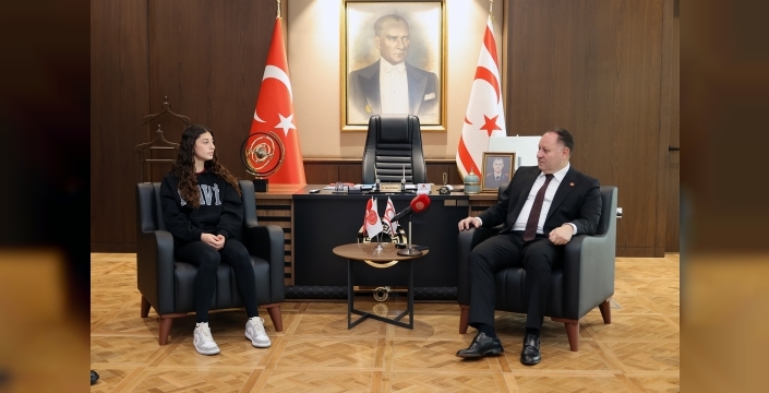 Öztürkler: “Fırsat verildiğinde gençlerimiz kendini gösteriyor”