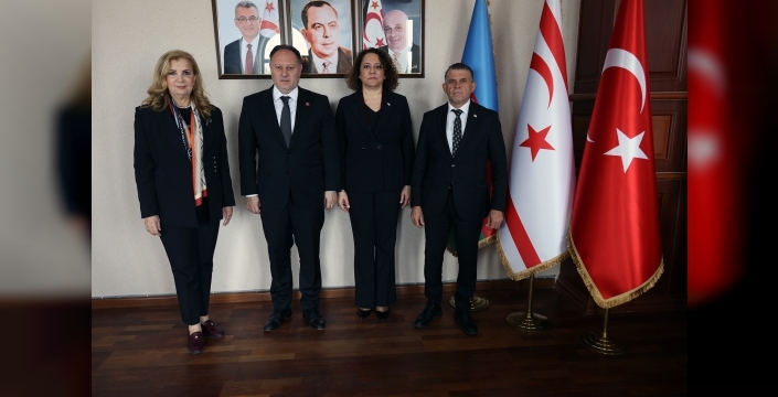Öztürkler, KKTC Bakü Temsilciliği’ni ziyaret etti
