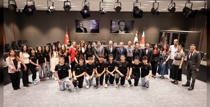 Öztürkler, Polatpaşa Lisesi ve Üsküdar Validebağ Fen Lisesi öğrencilerini kabul etti