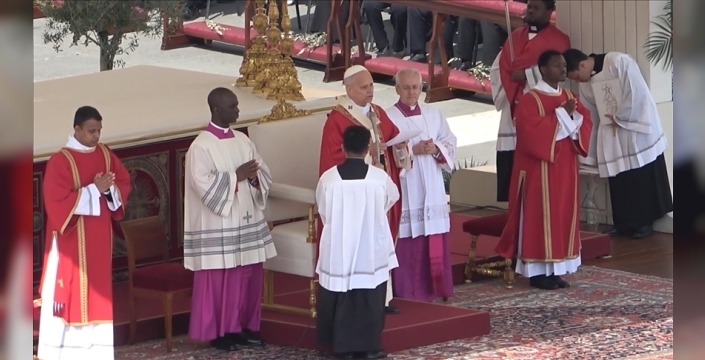 Papa 14. Leo, Paskalya mesajında silahların bırakılması ve barış çağrısı yaptı