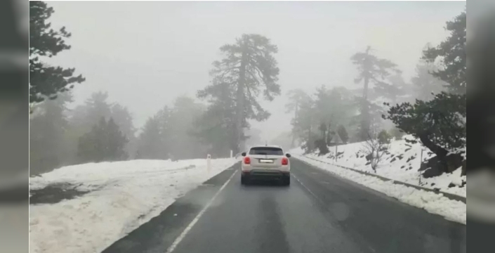 Trodos'ta mayıs ayında kar sürprizi
