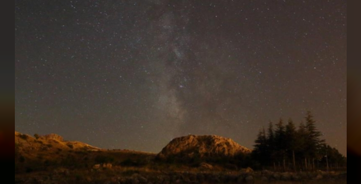 Yılın en parlak meteor yağmuru Perseid dün gece zirve noktasına ulaştı