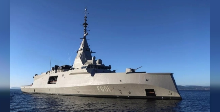 Yunan fırkateynleri Güney Kıbrıs “sınırları içerisinde”